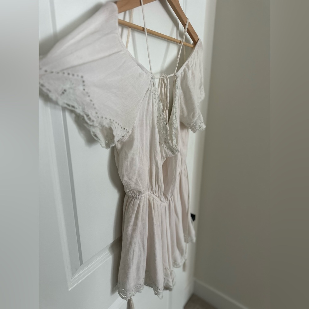 Free people romantic romper 💕 size M - Picture 8 of 8